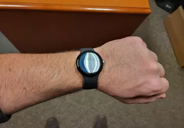 Smartwatch Google Pixel Watch pojawił się ...