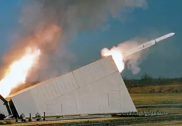 BAE Systems opracuje wyrzutnię pokładową nowej ...