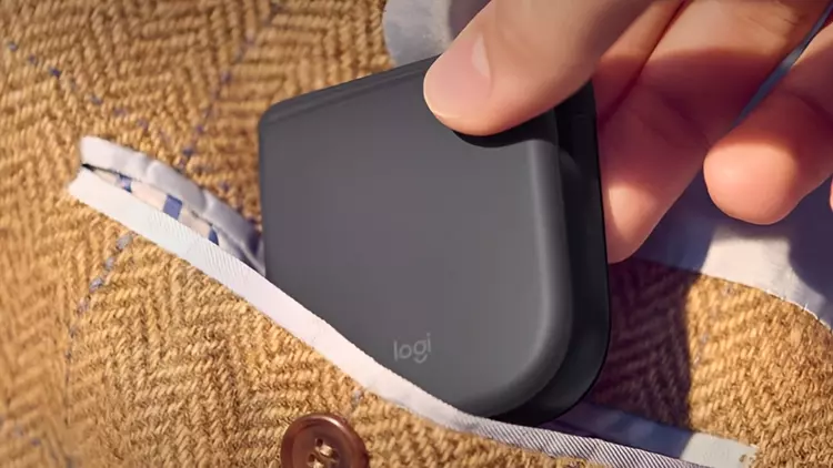 Logitech wprowadza składaną mysz, która zmieści ...