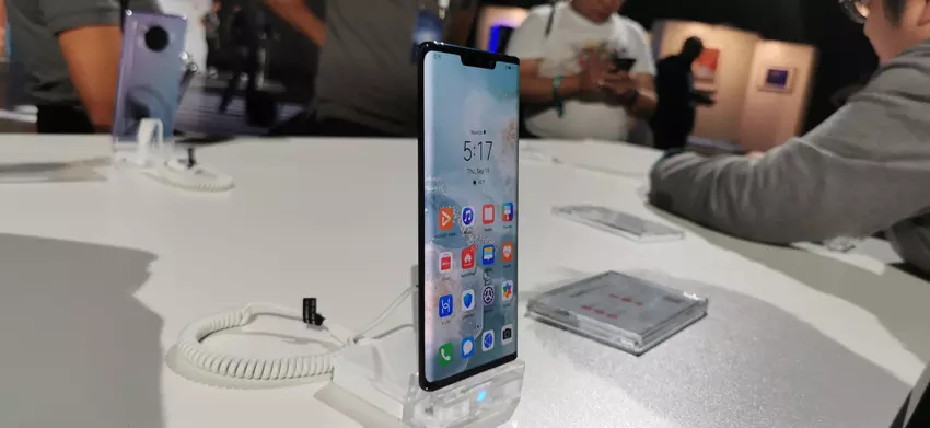 Huawei Mate 30 Pro ostatecznie wydany w Europie: bez usług Google i przy cenie 1099 €