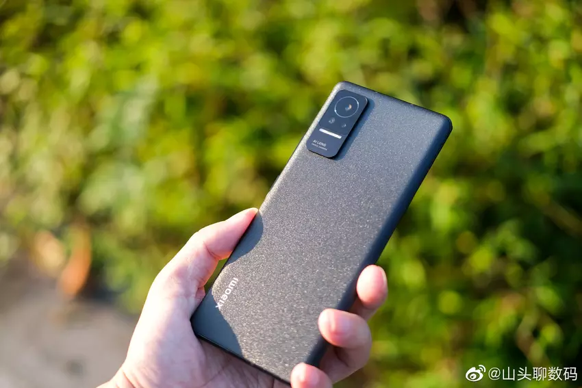 Wtajemniczony ujawnił cechy Xiaomi CIVI 2 – Snapdragon 7 Gen1, ekran 120 Hz i ładowanie 67 W