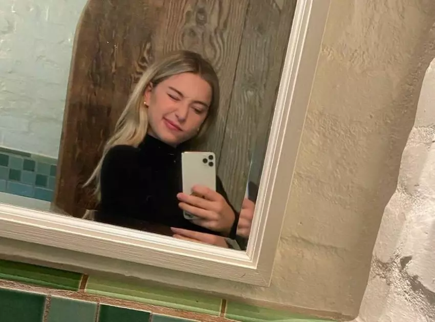 Nawet córka Steve'a Jobsa wyśmiewała nowego iPhone'a 14