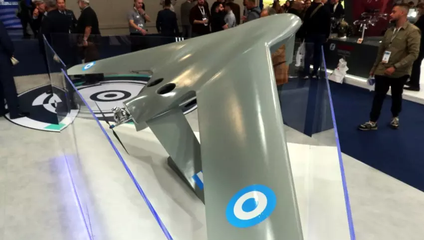 Odsłonięto drona Archytas VTOL o prędkości maksymalnej 158 km/h, przeznaczonego do rozpoznania i obserwacji