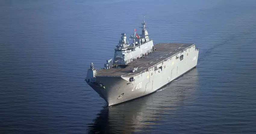 Turcja oddała do użytku TCG Anadolu, pierwszy na świecie okręt do zwalczania dronów - pokład może pomieścić do 12 odrzutowców myśliwskich piątej generacji F-35B