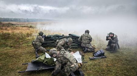 Ukraińcy, którzy wstąpią do Ukraińskiego Legionu w Polsce, będą mogli "łatwo" przekroczyć granicę