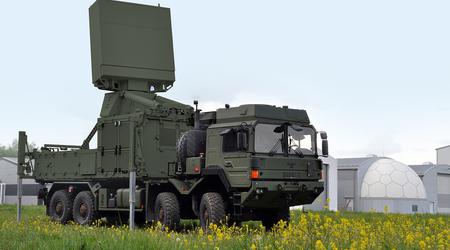 Hensoldt przekaże Ukrainie dodatkowe radary TRML-4D, które mogą śledzić pociski balistyczne i eskortować do 1500 celów jednocześnie.