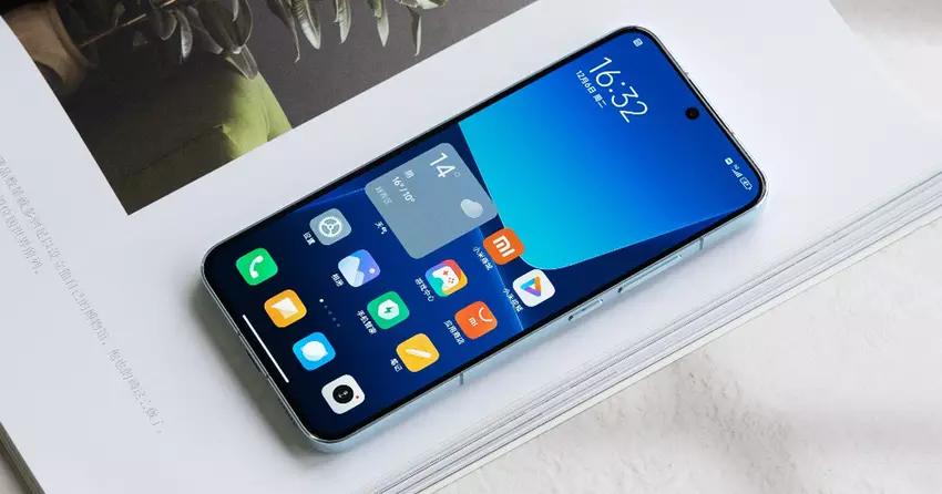 Xiaomi 13 ze Snapdragonem 8 Gen 2, aparatem 50MP i ochroną IP68 będzie kosztować w Europie od 999 euro