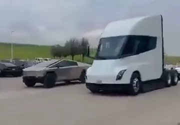 Tesla Semi i Cybertruck biorą udział ...