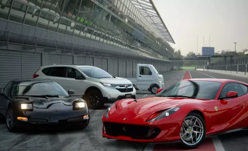 Gran Turismo 7 otrzymała aktualizację z nowymi samochodami, wydarzeniami i rozszerzoną obsługą AI Sophy