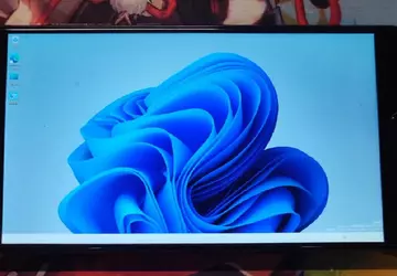 Windows 11 zainstalowany na legendarnym flagowcu ...