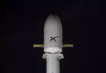 SpaceX wystrzeliwuje 46 satelitów Starlink przy ...