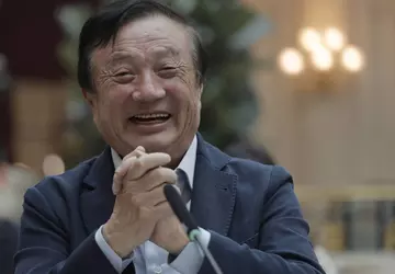 Google nie otrzymał jeszcze licencji, ale ...