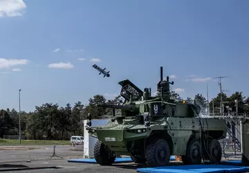 Nexter prezentuje pojazd opancerzony Jaguar z ...