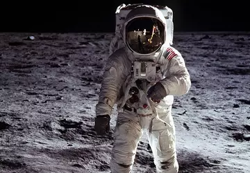 LunarCrush wysyła na księżyc klucz do ...