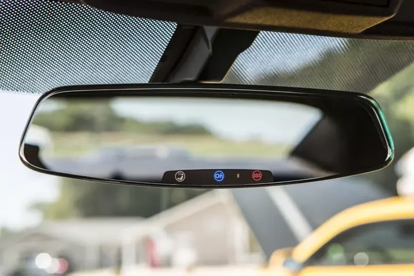 GM wykorzystuje chatboty sztucznej inteligencji Google do obsługi prostych połączeń OnStar