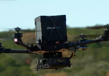 Draganfly wysłał drony na Ukrainę w ...