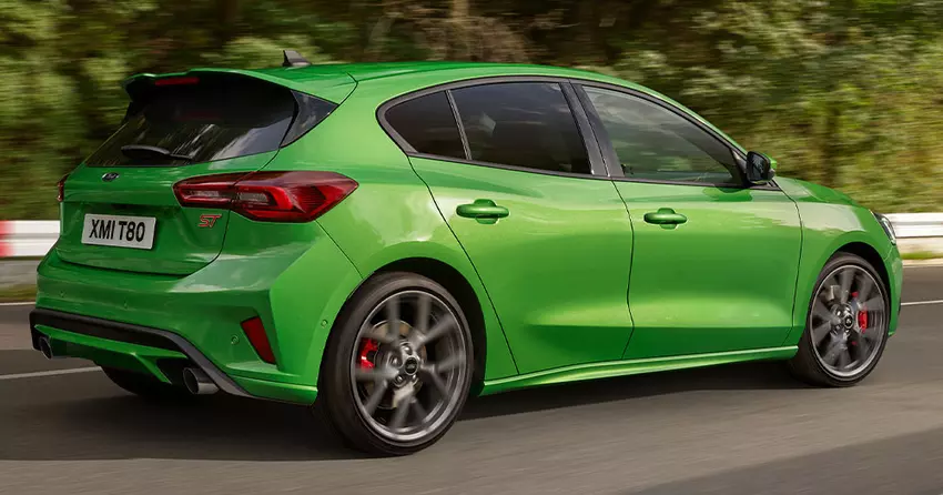 Ford Focus ST z 2.3-litrowym silnikiem turbo Ecoboost o mocy 280 KM