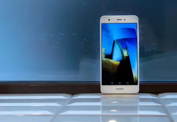 W sieci "wyciekły" i ceny smartfonów ...