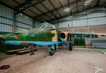 Rebelianci z DR Konga przejmują czołgi ...