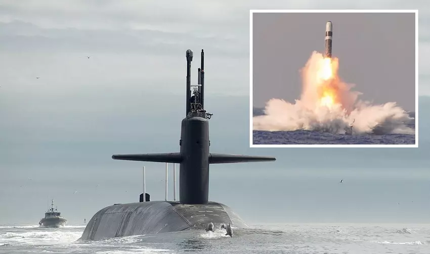 Stany Zjednoczone wysłały do Wielkiej Brytanii okręt podwodny o napędzie atomowym USS Tennessee z 20 międzykontynentalnymi rakietami balistycznymi Trident II o zasięgu ponad 12 000 kilometrów