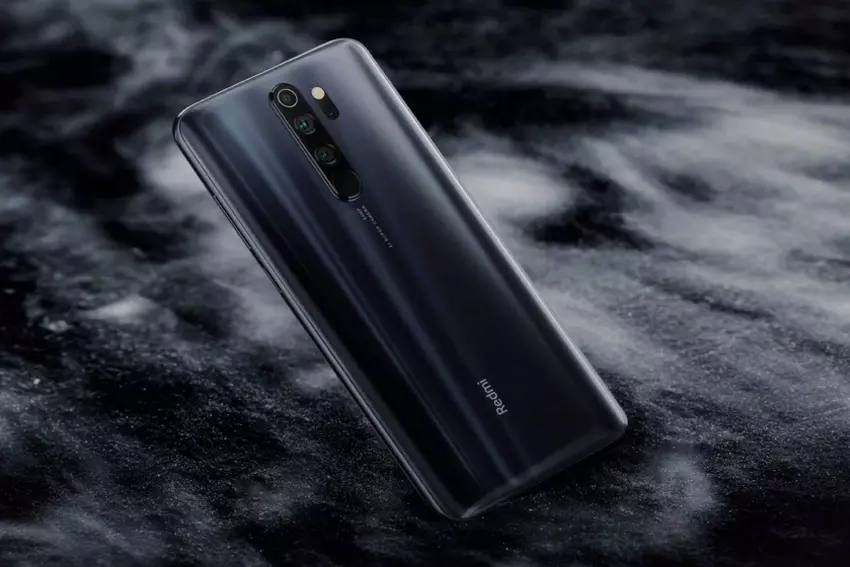 Xiaomi w jednym dniu sprzedał 300.000 smartfonów Redmi Note 8 Pro