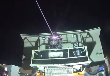 Izrael nabywa laser bojowy "Iron Beam", ...