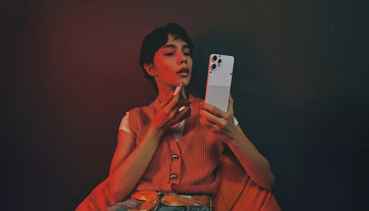 CMF Phone 3 Pro: Snapdragon 7s ...