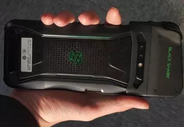 Gamersky smartphone Xiaomi BlackShark po raz ...