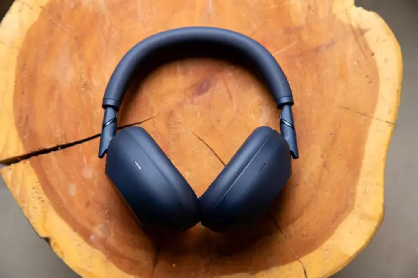 Sony zaprezentowała WH-1000XM6 — flagowe bezprzewodowe słuchawki ze składanym designem i aktywnym tłumieniem hałasu