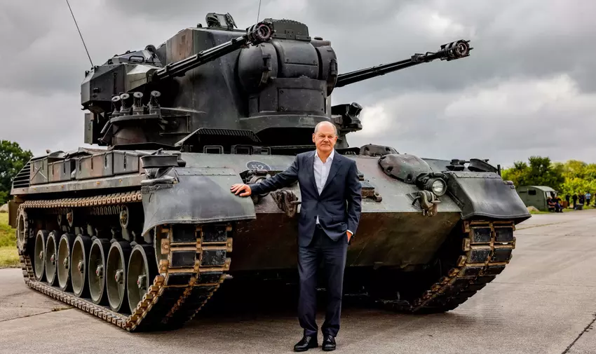 Niemcy przekazują Ukrainie trzy kolejne samobieżne systemy obrony powietrznej Gepard do niszczenia rosyjskich i irańskich dronów