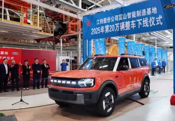 Elektryczny Ford Bronco wszedł na linię ...