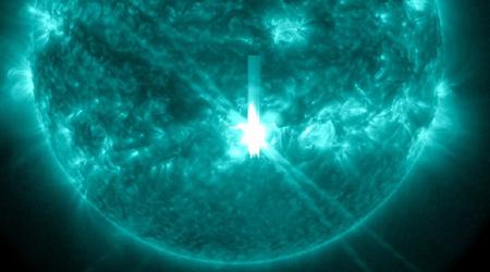 Meteorolodzy - przygotujcie się! Na Słońcu doszło do potężnego rozbłysku, który wywoła na Ziemi burzę geomagnetyczną na dużą skalę