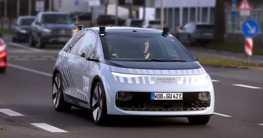 Volkswagen uruchamia testy systemu autonomicznej jazdy Gen.Urban w Wolfsburgu