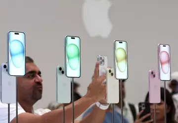 Apple rozważa przeniesienie produkcji nowych modeli ...