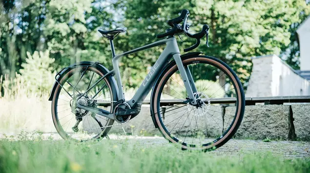 Cube Nuroad Hybrid C:62 Race 400X ...