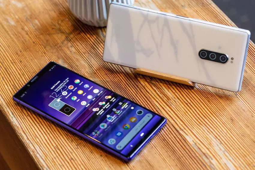 Insider: Sony wypuści na początku lipca smartfony Xperia 1s i Xperia 1V