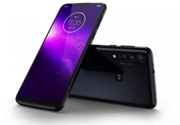 Motorola One Macro: potrójny smartfon z ...