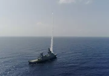 Izrael pokazuje test odpalenia okrętowego systemu ...