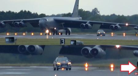 Bombowiec nuklearny B-52H Stratofortress zniszczył światła pasa startowego w Wielkiej Brytanii podczas "spaceru kraba".