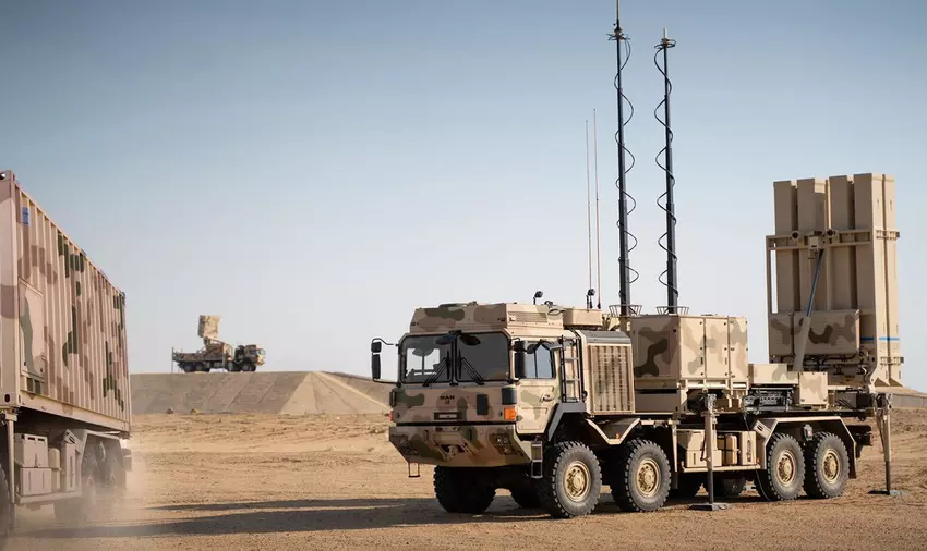 Niemcy zmieniły zdanie w sprawie zakupu ośmiu pocisków ziemia-powietrze IRIS-T i zamówią tylko sześć, których koszt wyniesie 975 milionów dolarów.