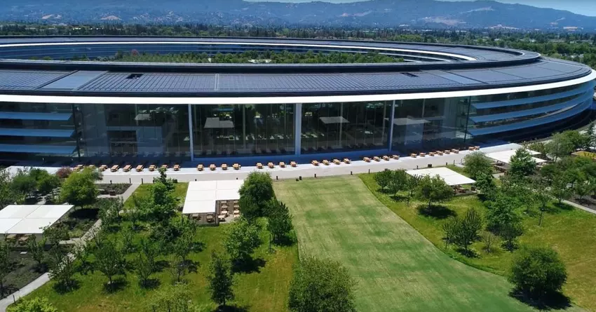 Szef Apple, który odszedł z firmy z powodu polityki pracy osobistej, teraz wraca do Google