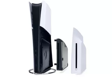 Ludzie zaczęli masowo kupować dyski przed ...