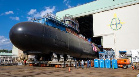 Stany Zjednoczone zwodowały okręt podwodny USS Iowa klasy Virginia z napędem nuklearnym, który otrzyma pociski manewrujące pionowego startu Tomahawk.