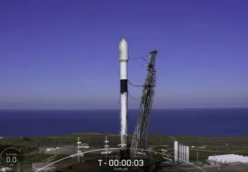 SpaceX wprowadza na orbitę nową konstelację ...