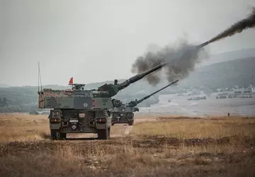 Niemcy przekażą Ukrainie 12 dodatkowych dział ...