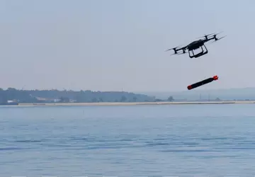 BAE Systems wyposażyło drona Malloy T-600 ...