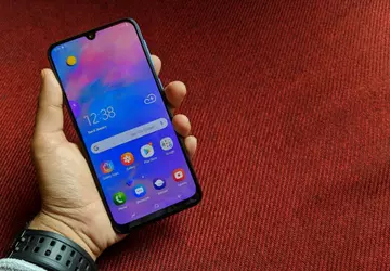 Smartphone Samsung Galaxy M10, M20 i ...