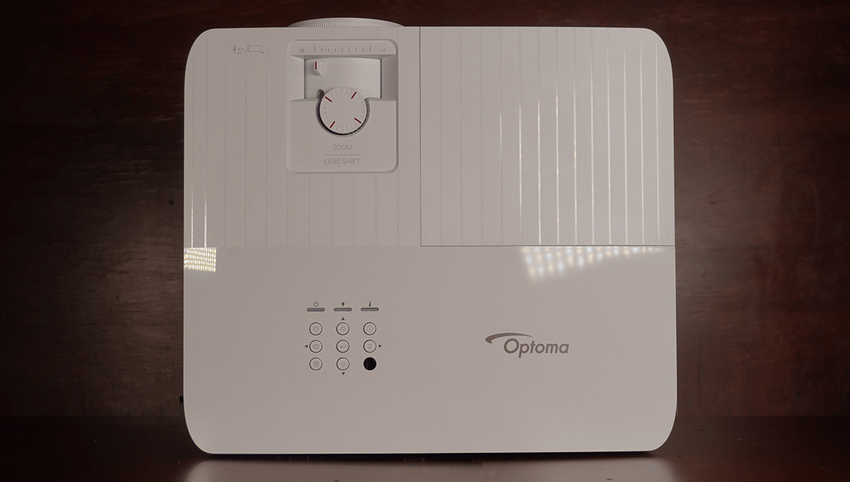 porównanie TK850i vs UHD55