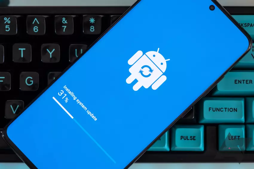 W Europie chcą oni zobowiązać producentów smartfonów do wydawania aktualizacji przez pełne siedem lat. Apple, Google i Samsung vs