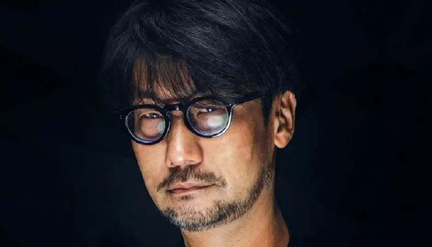 Kojima jest zagubiony! Tym razem na swoim koncie na Twitterze zamieścił zdjęcie z podpisem "Gdzie ja jestem?".